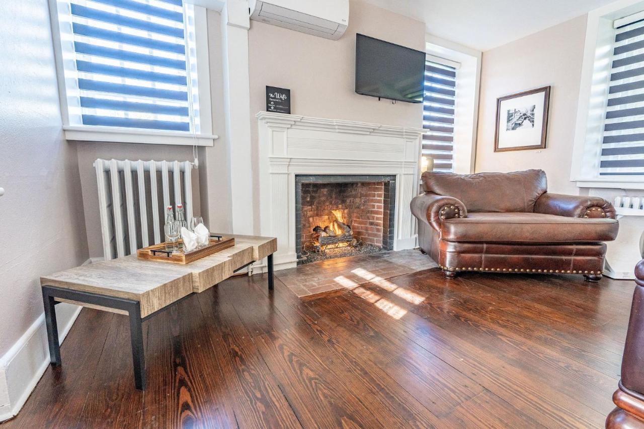 Chimney Hill Estate Inn Lambertville Bagian luar foto